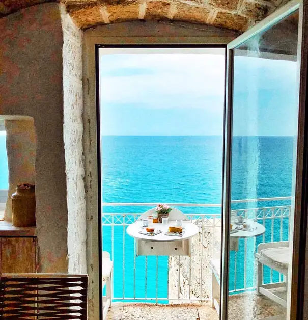 Polignano: Romantic Seaside B&Bs