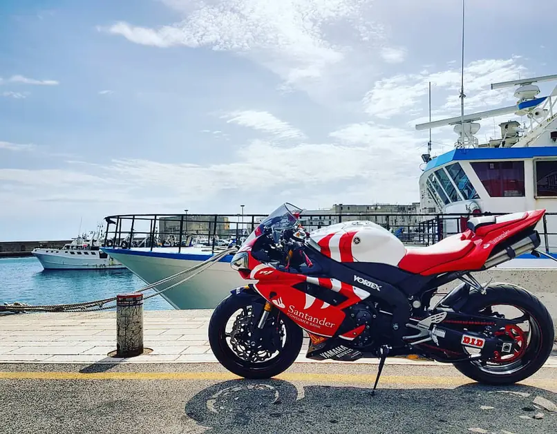 Polignano e Monopoli in moto