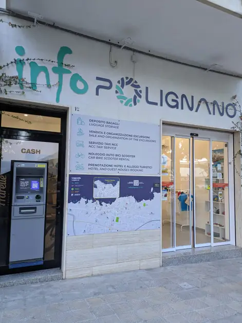 Descubre Polignano a Mare con nuestro Info Point