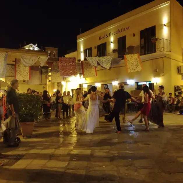 Scopri la Magia Notturna di Mesagne