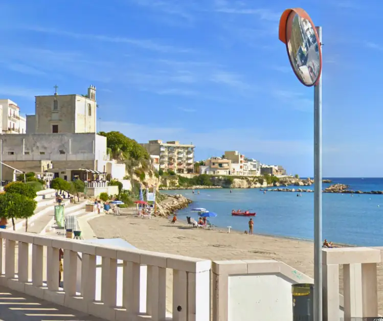 La Playa de los Gradones en Otranto y sus secretos