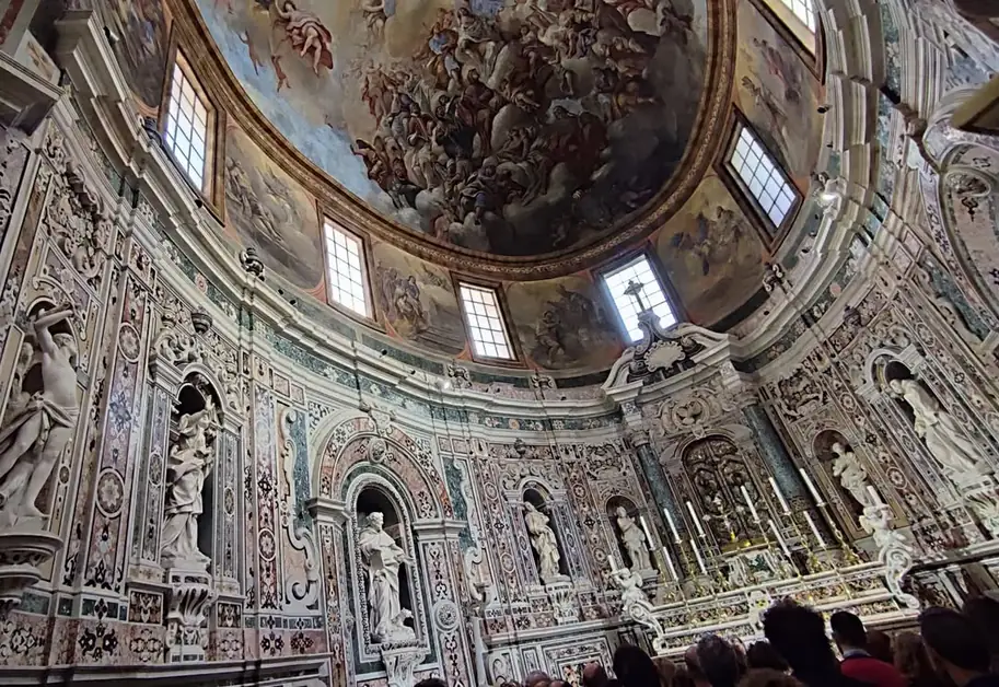 Explora la Catedral de Taranto y su fascinante historia