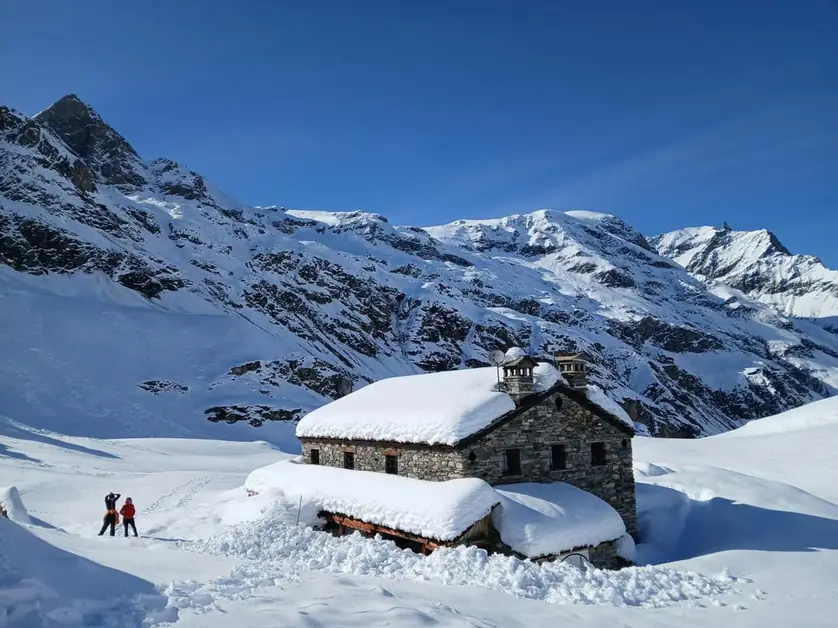 Explorez le Refuge de Fond dans la Vallée d'Aoste