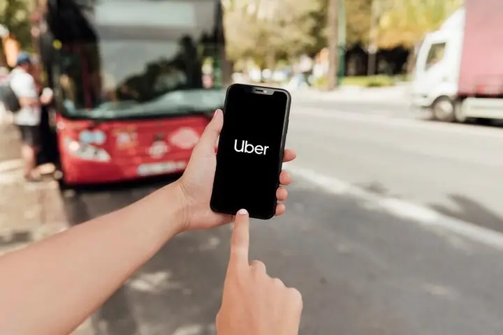 Uber Black in Bari - Der Luxusdienst für alle