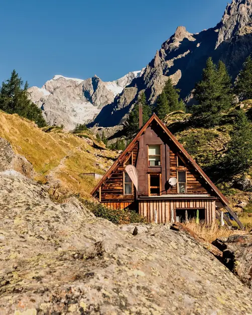 伝統と冒険の中でクールマイユールの小屋でのディナー