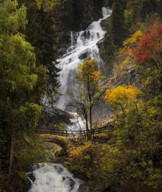 Découvrez la merveilleuse Cascade de Lenteney en Vallée d'Aoste
