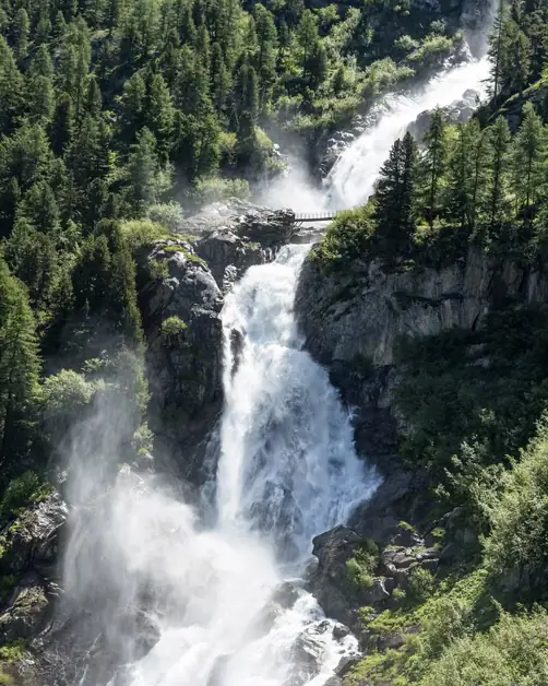 The wonders of the Rutor waterfalls in Aosta Valley