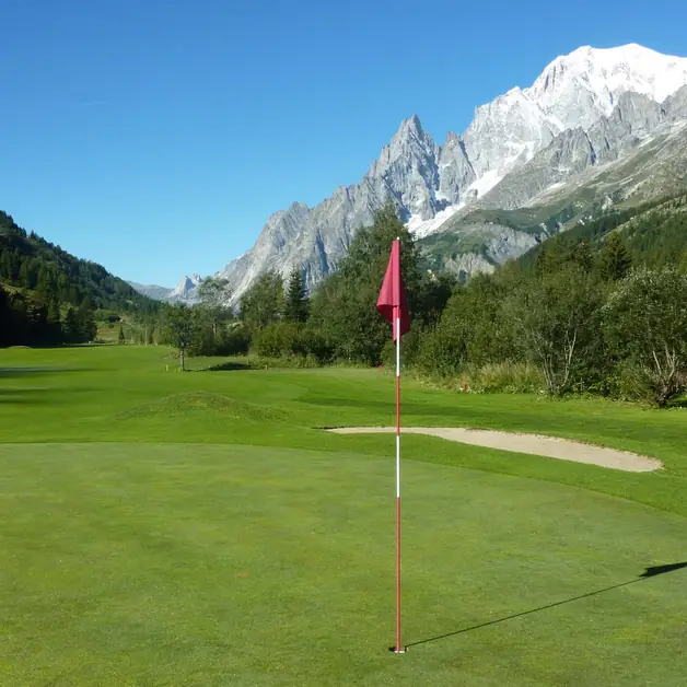 Golf Club Aosta Arsanières un paraíso para golfistas