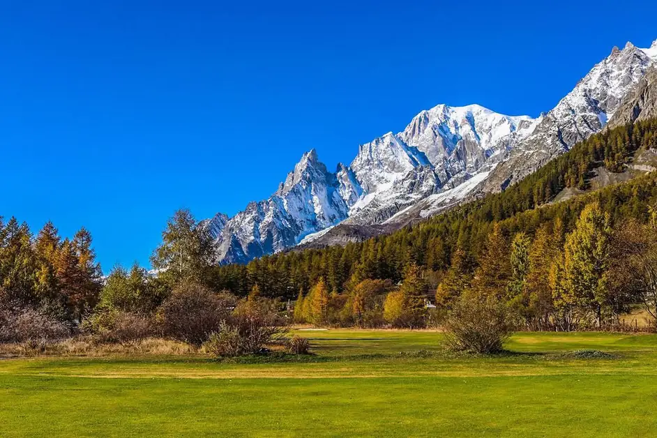 Golf Club Courmayeur et Grandes Jorasses un paradiso per golfisti