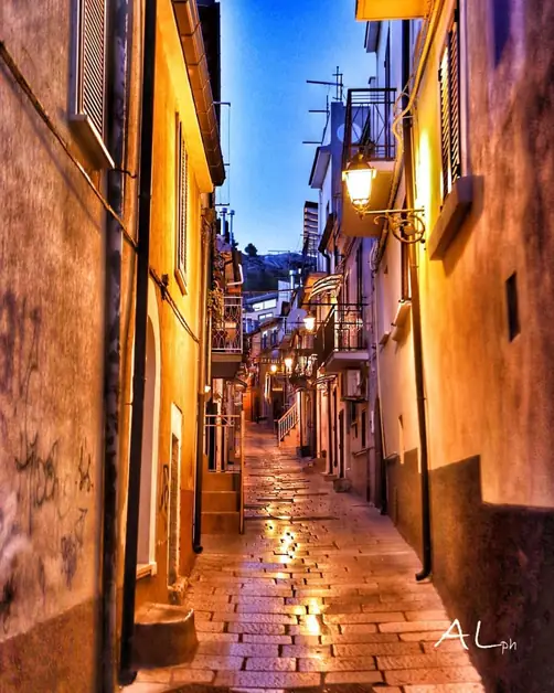 サン・ジョヴァンニ・ロトンドの歴史的中心地は見逃せない