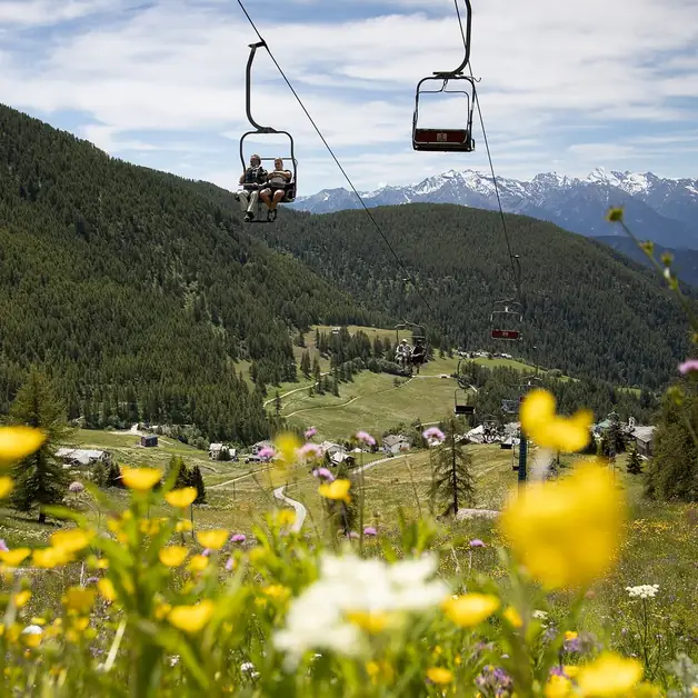 The unforgettable journey on the Buisson-Chamois cable car