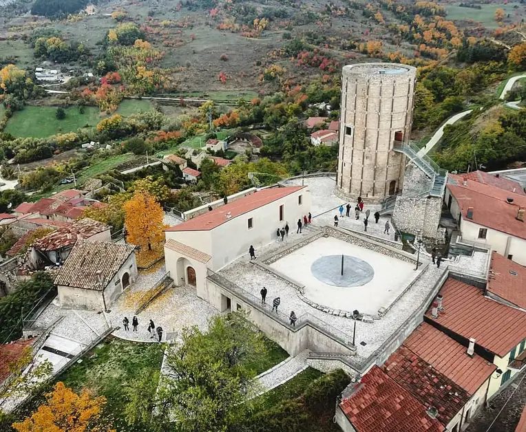 Torre de las Estrellas de Aielli