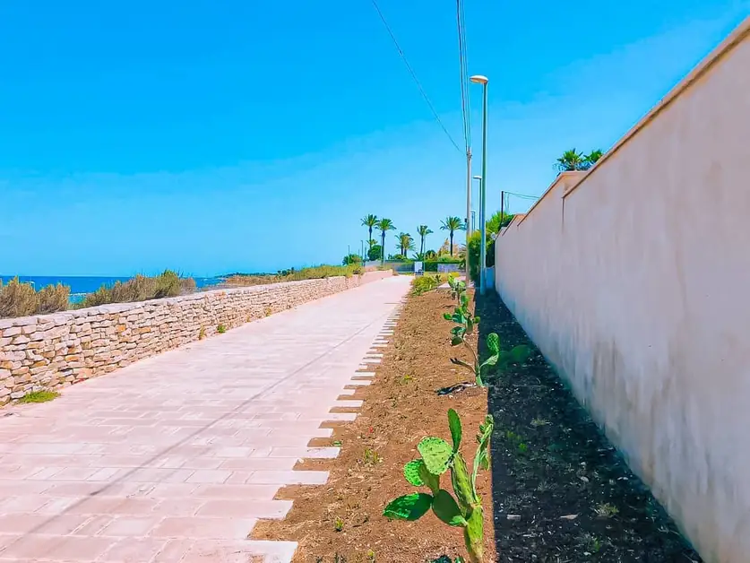 Spaziergang zwischen Lido Matinelle und Ponte Lama in Trani