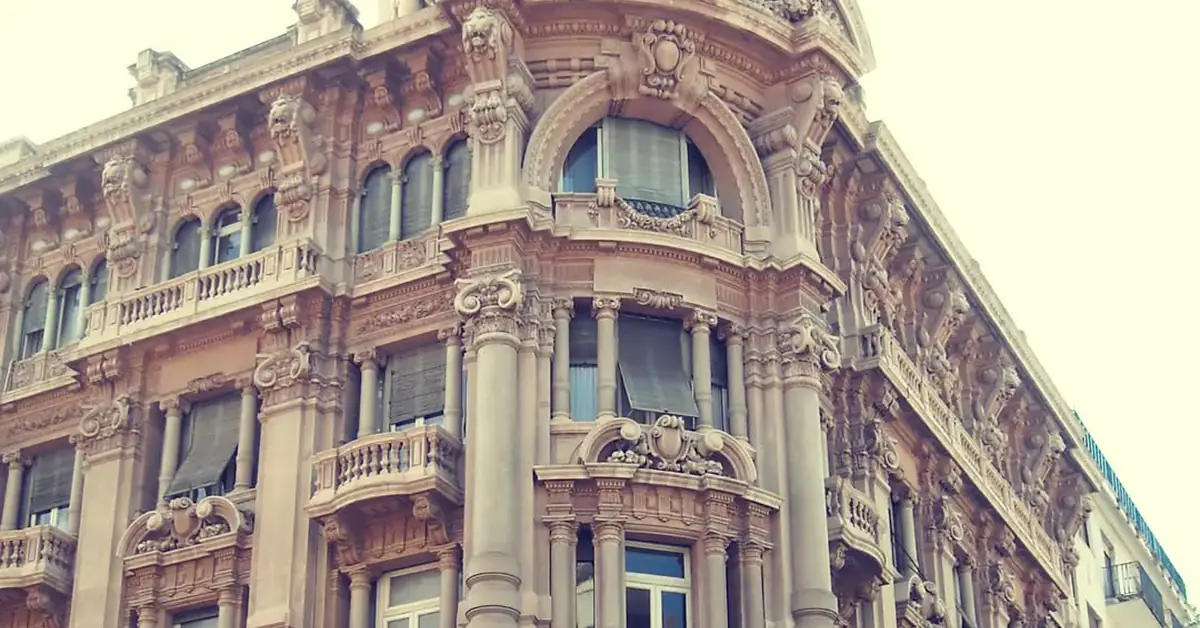 Elegance and Shopping in Bari