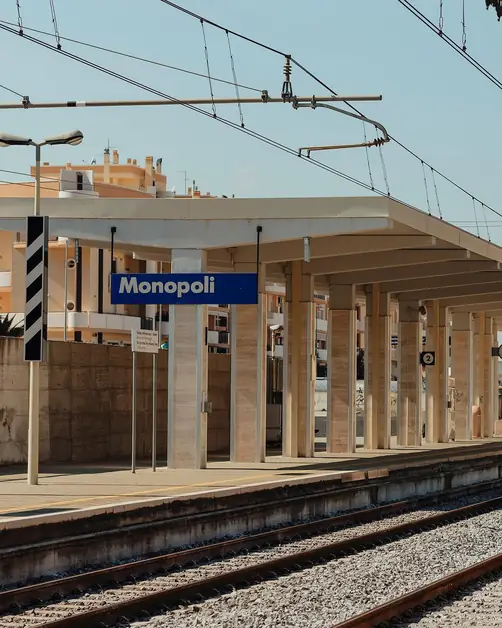 Monopoli Station
