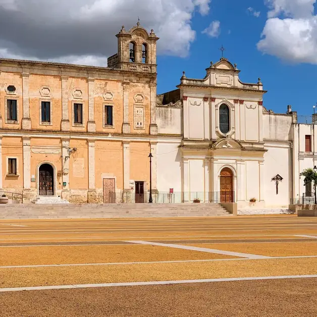 Piazza Lorch: Hidden Treasures