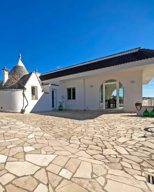 Stay in a Trullo
