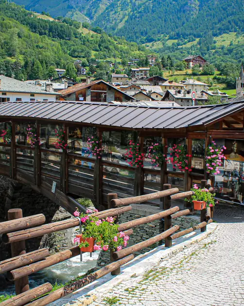 Parking Guide for Tourists in Etroubles