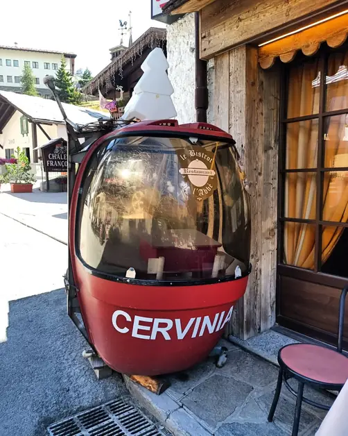 Cervinia between history and modernity of cable cars