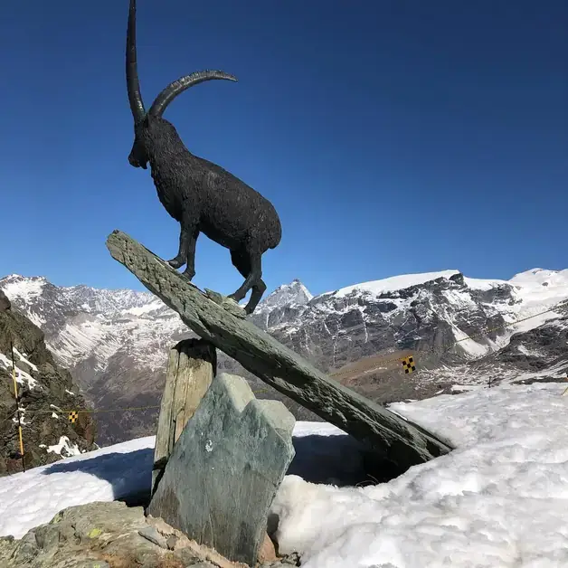 Champoluc in Aosta Valley between sports and relaxation
