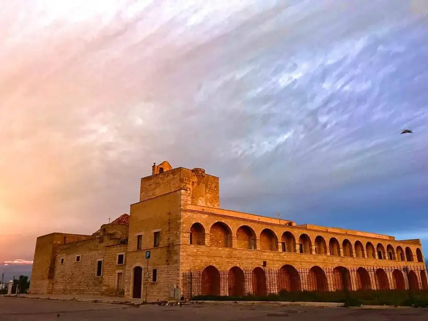 Complete guide to Monastery of Santa Maria di Colonna