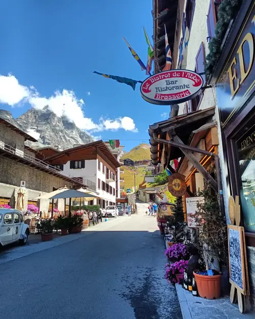 Discover the wonders of Cervinia's center