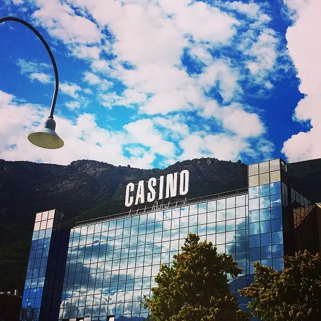 Nightlife in Saint-Vincent and its casino