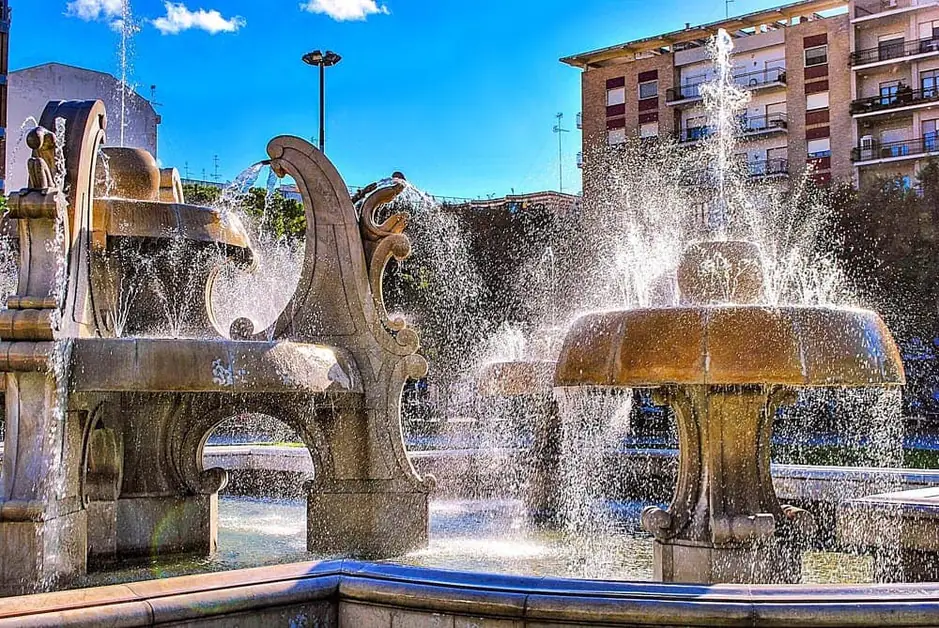 Piazza Mazzini the modern shopping heart of Lecce