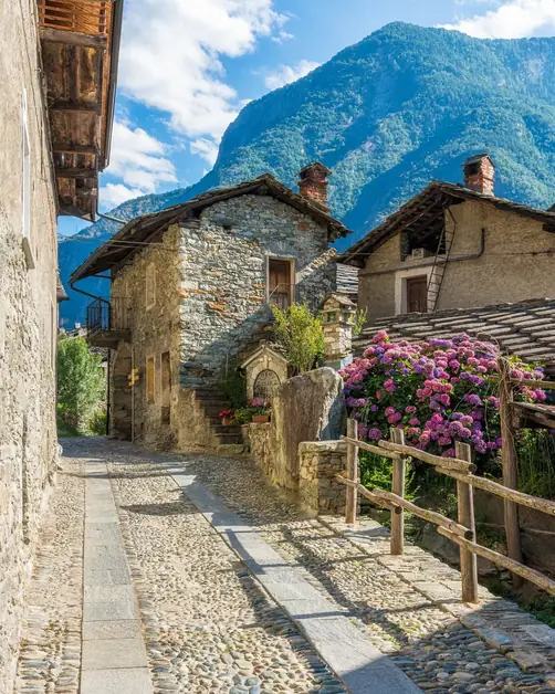 Arnad between culinary tradition and historical beauty