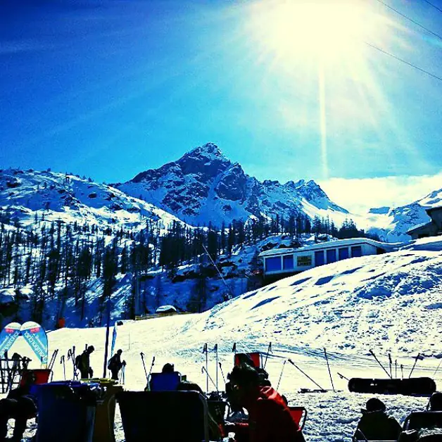 Discover the prices of ski passes in Champorcher