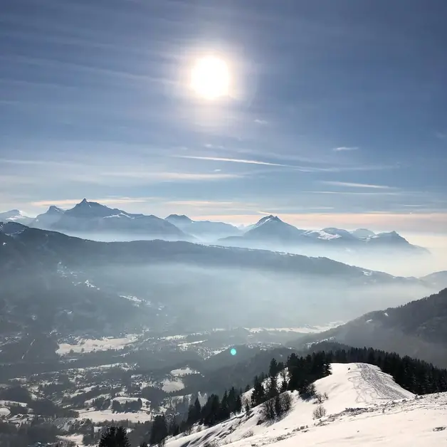 Easy Snowshoeing Trails in Aosta Valley