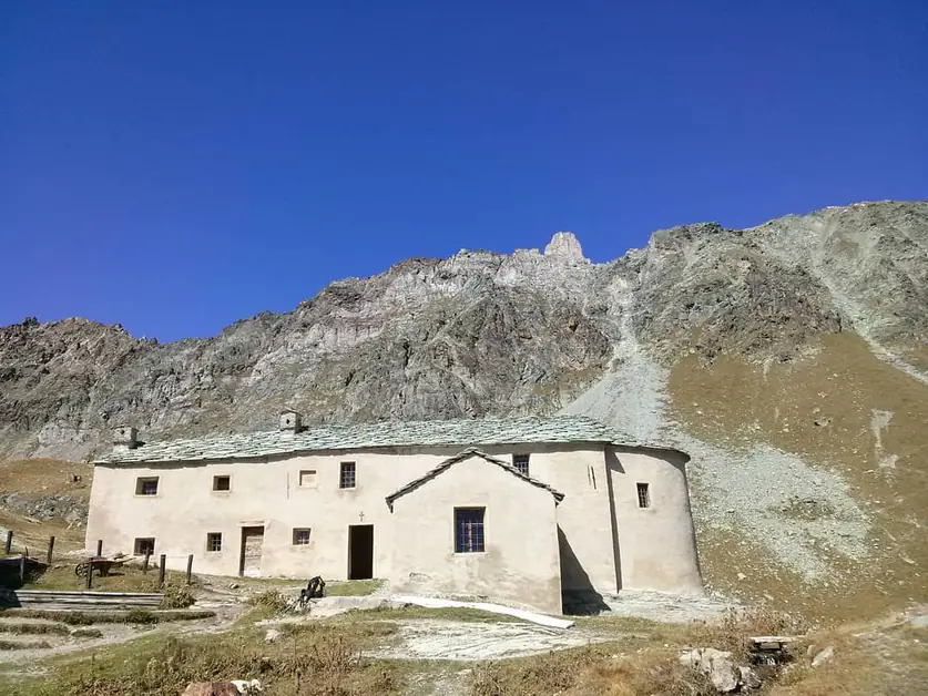 The Sanctuary of Cuney between nature and spirituality