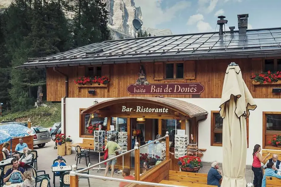 Baita Bai de Dones the perfect destination in the Dolomites