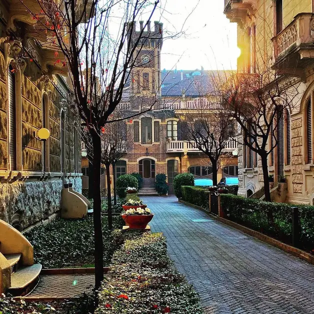 Liberty Tour in Turin between elegance and history