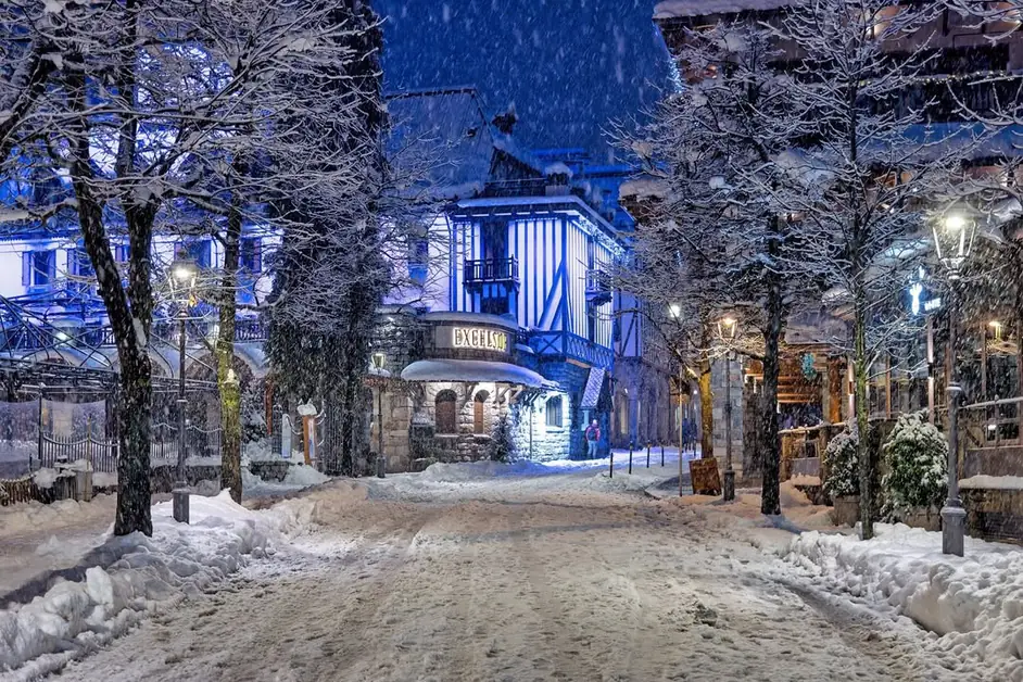 Limone Piemonte in winter between snow and adventures