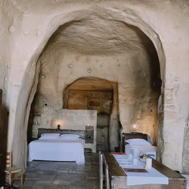 How to sleep in the Sassi of Matera for a unique stay