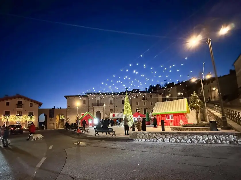 Ovindoli in winter: postcard-worthy historic center