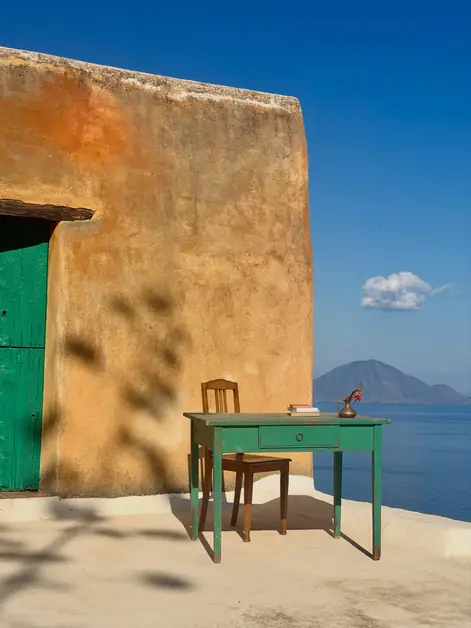 Alicudi: where to sleep, eat, and how many days to stay